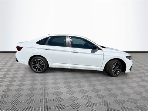 New 2025 Volkswagen Jetta Sport image 8