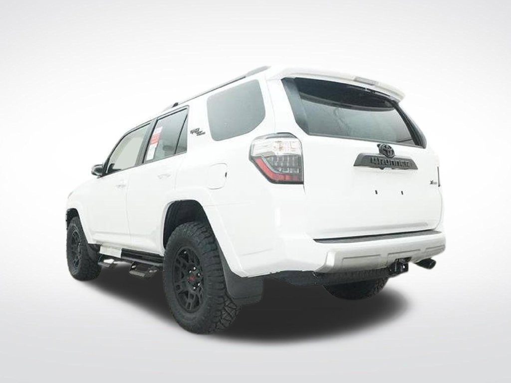 Used 2024 Toyota 4Runner TRD Off-Road Premium w/ Moonroof Package AWD/4WD image 25