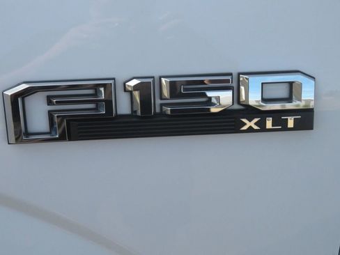 Used 2015 Ford F150 XLT w/ Equipment Group 301A Mid image 13