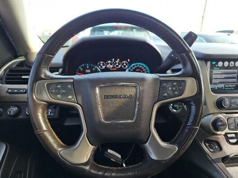 Used 2018 GMC Yukon Denali w/ Open Road Package AWD/4WD image 10