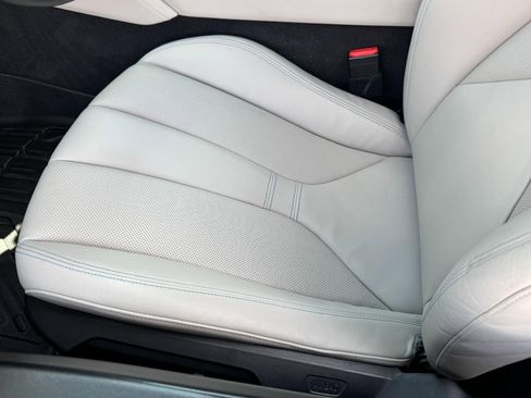 Used 2015 BMW i8 AWD/4WD image 10