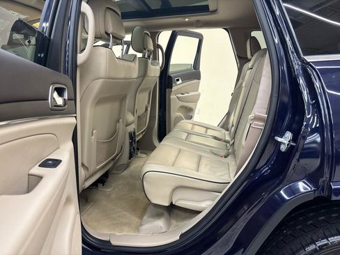 Used 2016 Jeep Grand Cherokee Overland RWD image 22