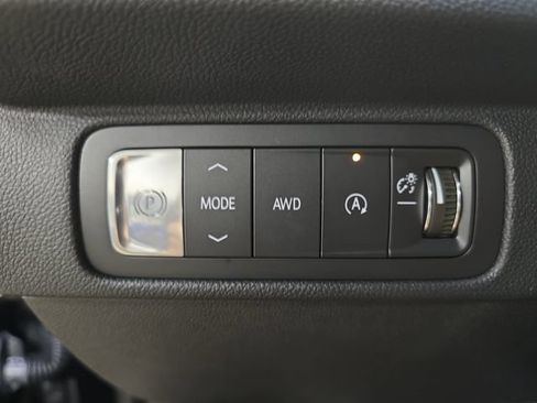 New 2026 Chevrolet Traverse RS w/ LPO, Floor Liner Package AWD/4WD image 28