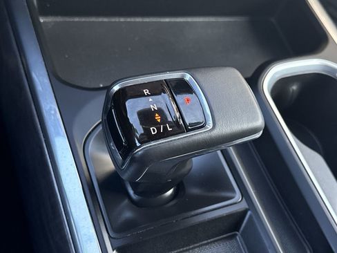 Used 2022 Chevrolet Silverado 1500 LTZ w/ LTZ Premium Package image 14