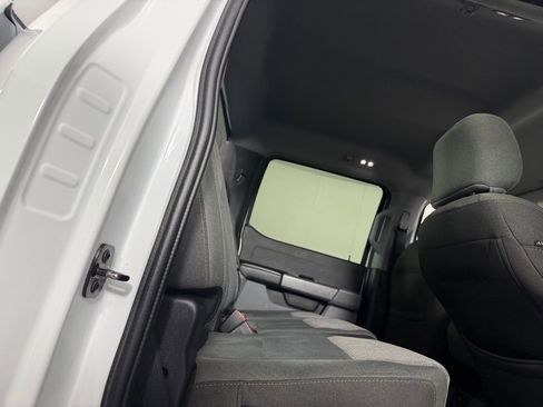 Used 2024 Ford F350 XLT w/ FX4 Off-Road Package image 27