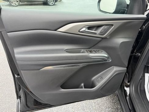 New 2026 Chevrolet Traverse LT w/ Driver Confidence Package FWD image 25