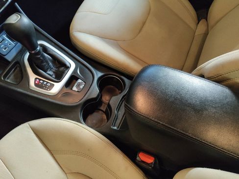 Used 2016 Jeep Cherokee Latitude w/ Safety/Convenience Group image 26