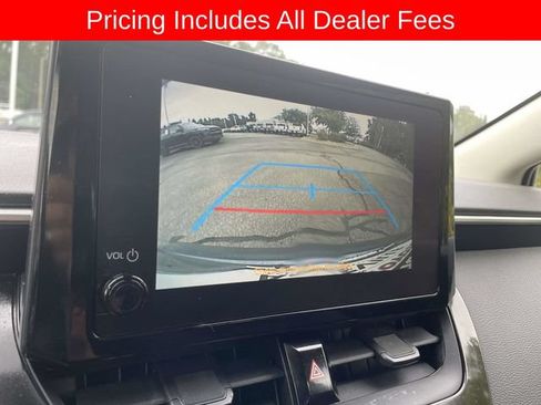 Used 2023 Toyota Corolla LE FWD image 31