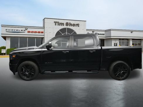 Used 2022 RAM 1500 Lone Star AWD/4WD image 2
