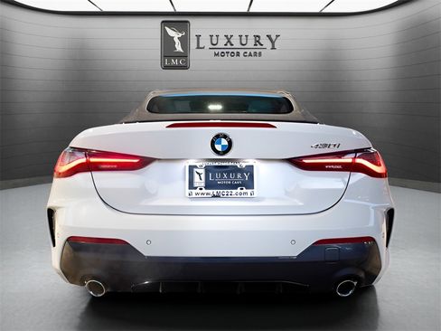 Used 2021 BMW 430i Convertible image 12