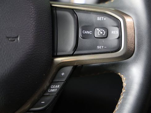 Used 2024 RAM 3500 Limited w/ Towing Technology Group image 19