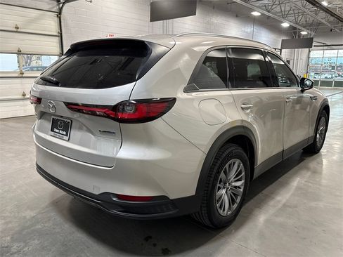 Used 2024 MAZDA CX-90 Plug-In Hybrid w/ Preferred image 4