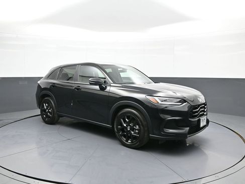 Used 2024 Honda HR-V Sport image 4