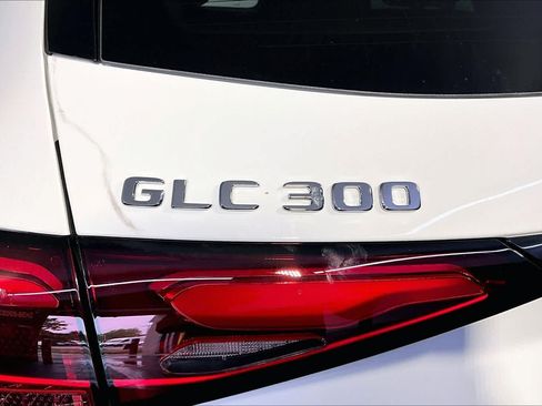 New 2026 Mercedes-Benz GLC 300 4MATIC image 6