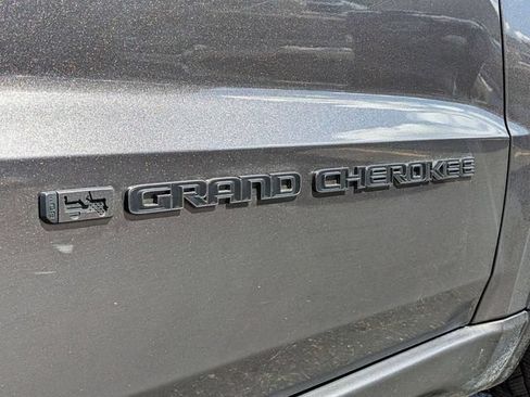 Used 2021 Jeep Grand Cherokee Limited w/ Quick Order Package 28K 80th AWD/4WD image 10