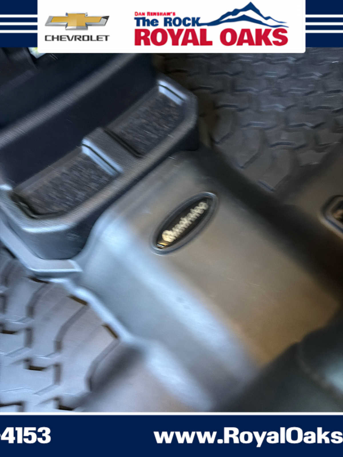 Used 2020 Jeep Wrangler Unlimited Sahara AWD/4WD image 35
