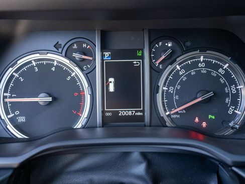 Used 2022 Toyota 4Runner Limited image 35