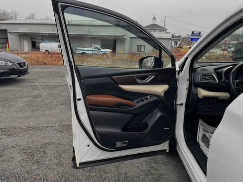 Used 2019 Subaru Ascent Touring image 11