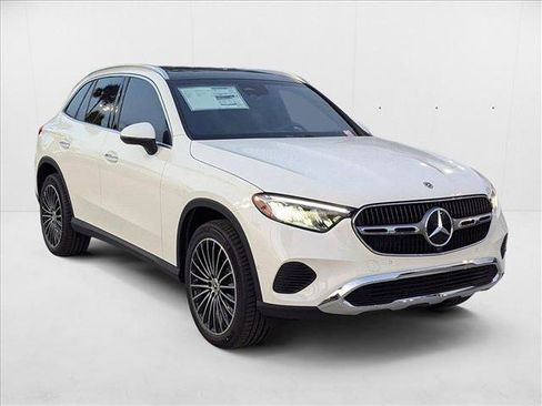 New 2025 Mercedes-Benz GLC 300 image 6