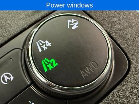 Used 2023 Chevrolet Traverse RS image 25