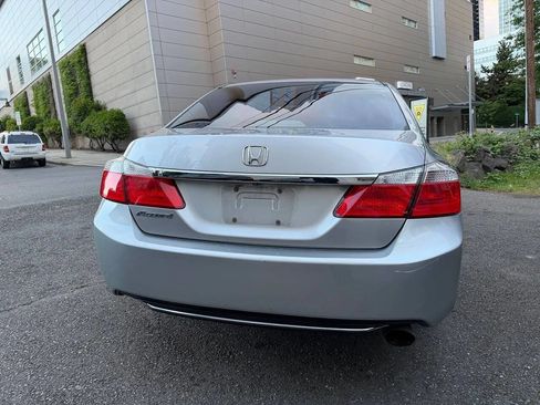 Used 2014 Honda Accord LX image 9