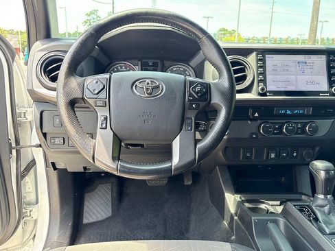 Used 2023 Toyota Tacoma TRD Sport RWD image 7