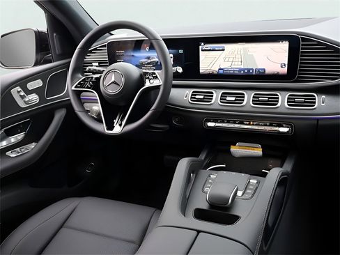 Used 2025 Mercedes-Benz GLE 350 4MATIC image 13