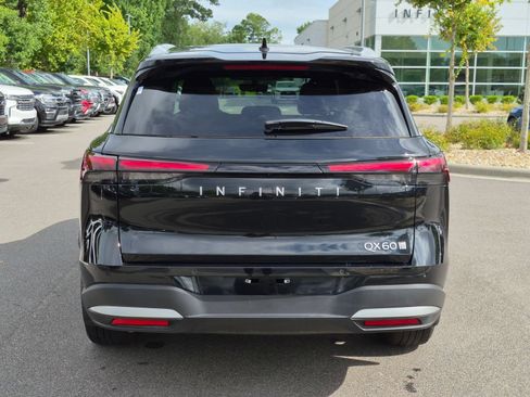 Used 2026 INFINITI QX60 Luxe w/ Cargo Package AWD/4WD image 4