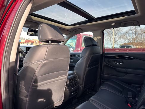 Used 2023 Honda Pilot Touring image 24
