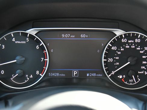 Used 2024 Nissan Altima 2.5 SV image 25