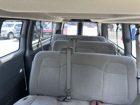 Used 2023 Chevrolet Express 3500 LS RWD image 14