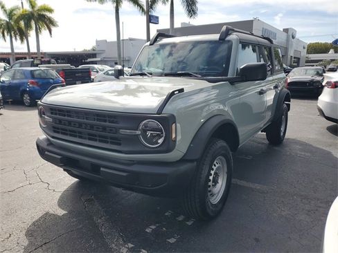 Used 2022 Ford Bronco 4-Door image 31