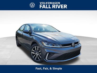 New 2025 Volkswagen Jetta SE