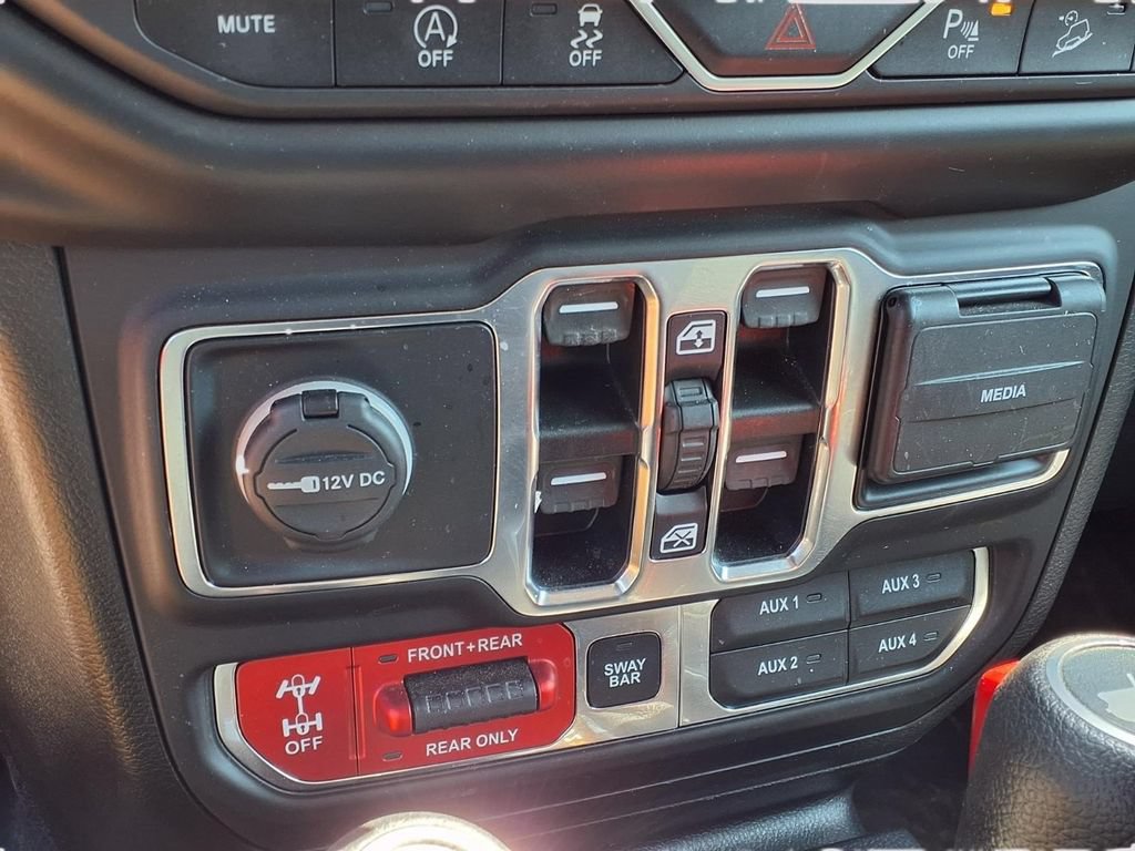 Used 2020 Jeep Wrangler Unlimited Rubicon AWD/4WD image 13