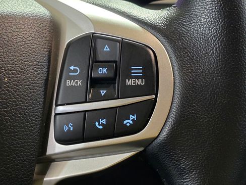 Used 2021 Ford Explorer XLT w/ Equipment Group 202A RWD image 32