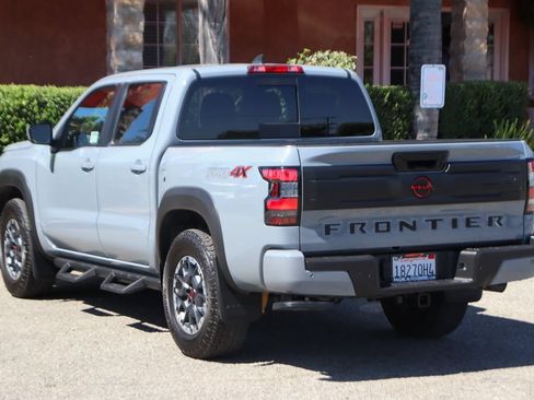 Used 2025 Nissan Frontier PRO-4X w/ Black Accent Package AWD/4WD image 6