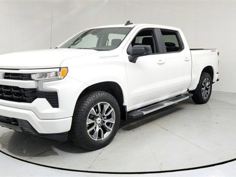 Used 2023 Chevrolet Silverado 1500 RST image 1