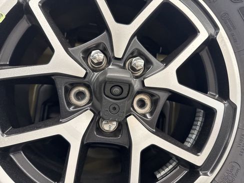 New 2025 Jeep Wrangler Unlimited Rubicon image 7