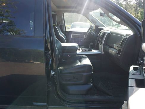 Used 2011 RAM 1500 Laramie image 14
