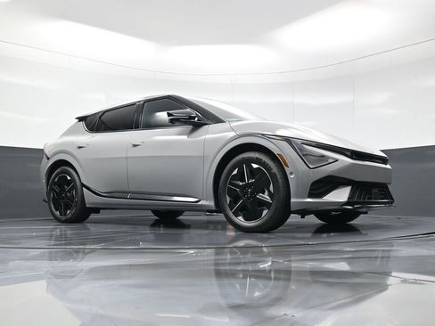 New 2025 Kia EV6 GT-Line RWD image 15