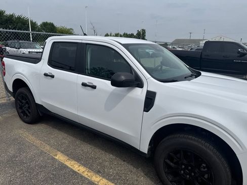 Used 2024 Ford Maverick XL FWD image 26