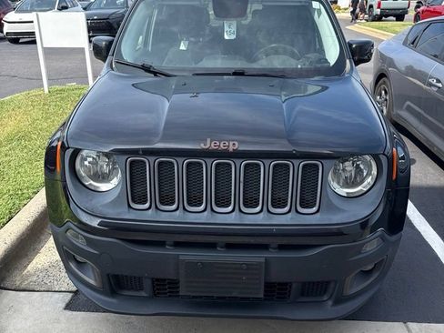 Used 2016 Jeep Renegade 75th Anniversary FWD image 2