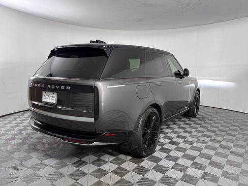 Used 2025 Land Rover Range Rover Autobiography AWD/4WD image 9