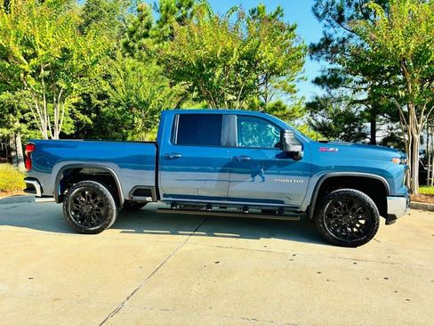 New 2026 Chevrolet Silverado 2500 LT w/ Convenience Package AWD/4WD image 6