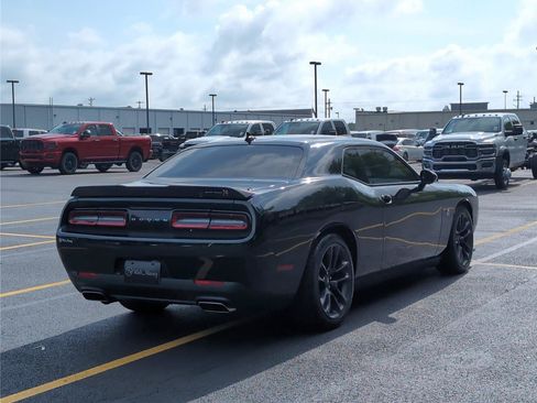 Used 2022 Dodge Challenger R/T Scat Pack RWD image 7