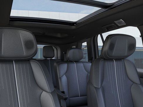 New 2026 Cadillac Vistiq Luxury w/ LPO, Floor Liner Package image 25