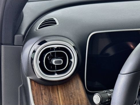 Certified 2026 Mercedes-Benz GLC 300 4MATIC image 11