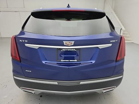Used 2025 Cadillac XT5 Premium Luxury w/ LPO, Floor Liner Package AWD/4WD image 10