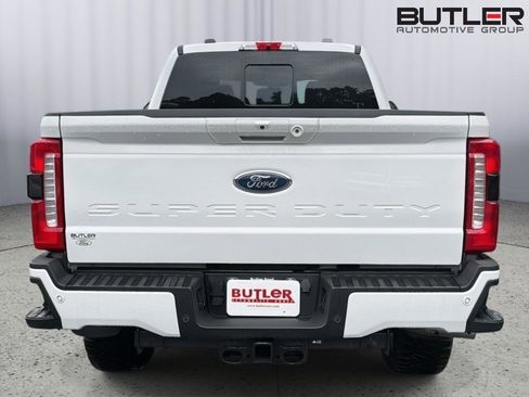 Used 2024 Ford F250 Lariat w/ Lariat Ultimate Package AWD/4WD image 5