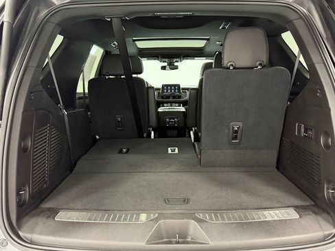 Used 2021 Chevrolet Tahoe Z71 w/ Z71 Off-Road Package image 29